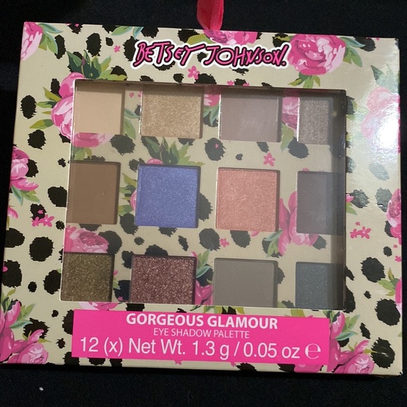 Betsey johnson eyeshadow - Picture 2 of 4